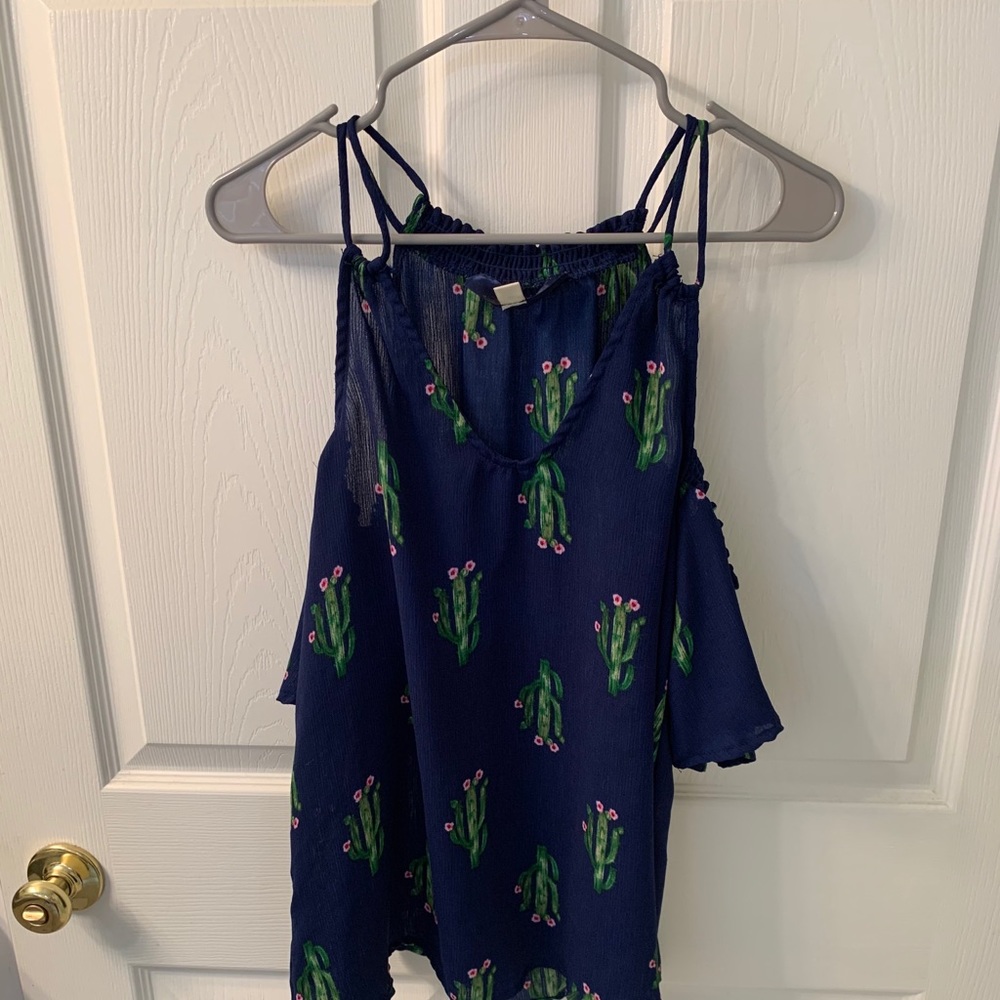 Off the shoulder sheet cactus shirt